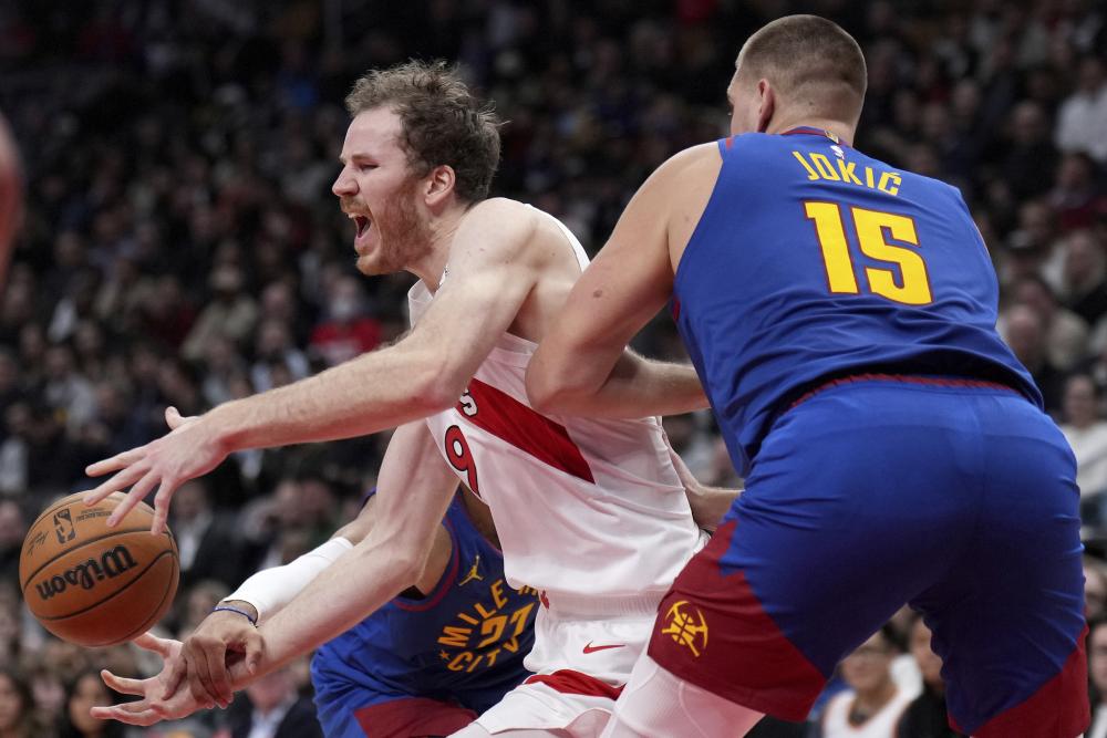 脚踏实地不 脚踏实地不