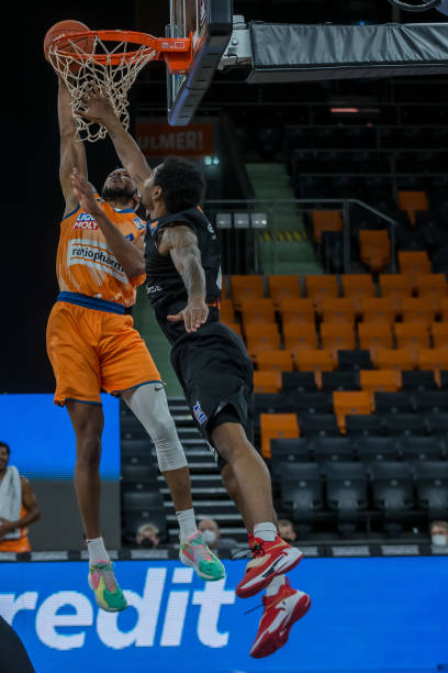 队显然深谙 队显然深谙